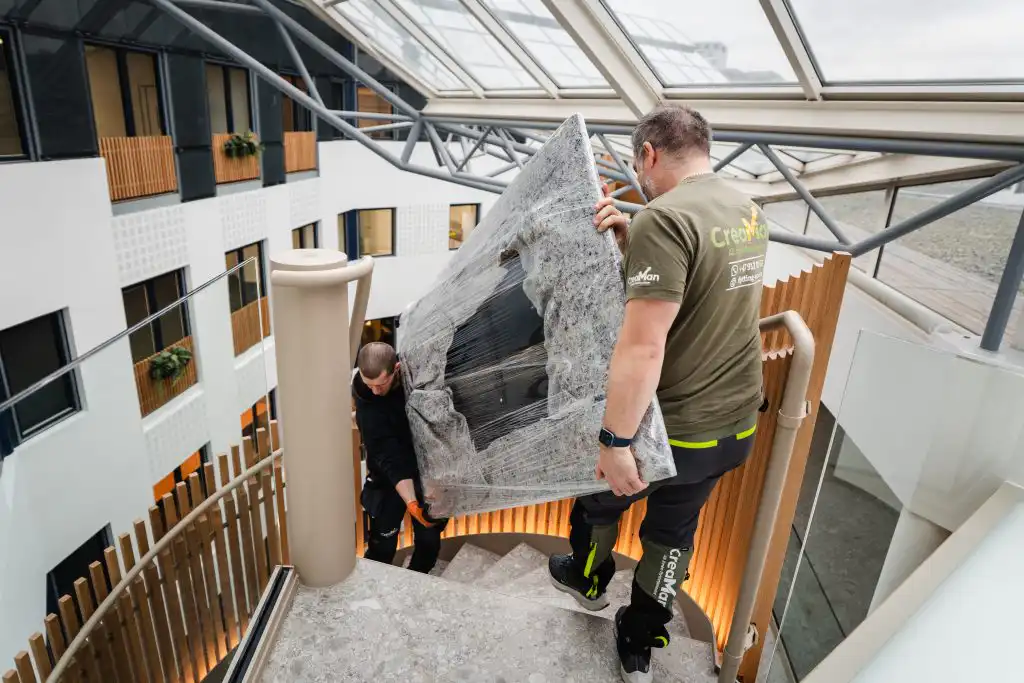 Kontorflytting i Oslo med flytting av kontorm&oslash;bler og utstyr